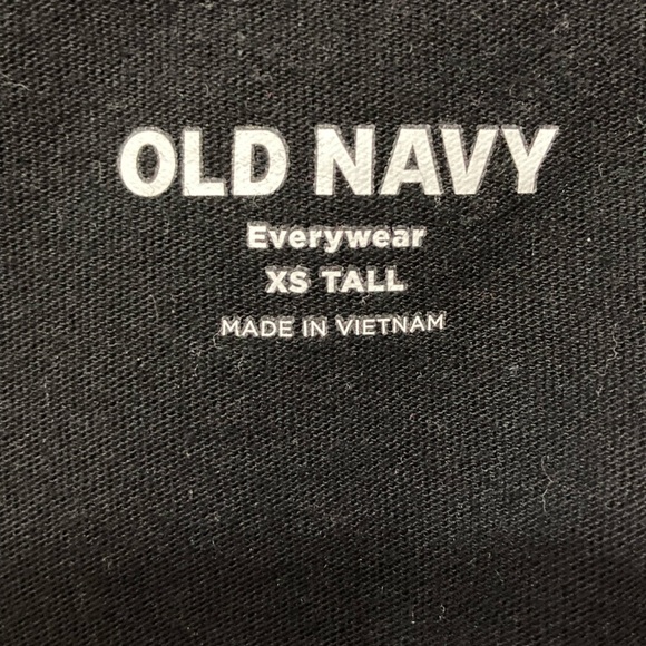 Old Navy EveryWear Black Long-Sleeve Shirt - Picture 5 of 5